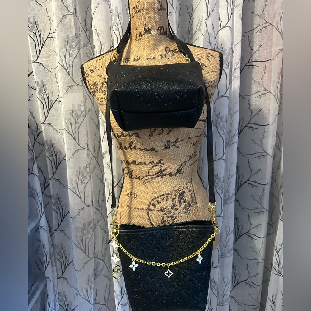 New Fashion Inspired Item (BAG)
Last 2 pictures shows imperfection
#51